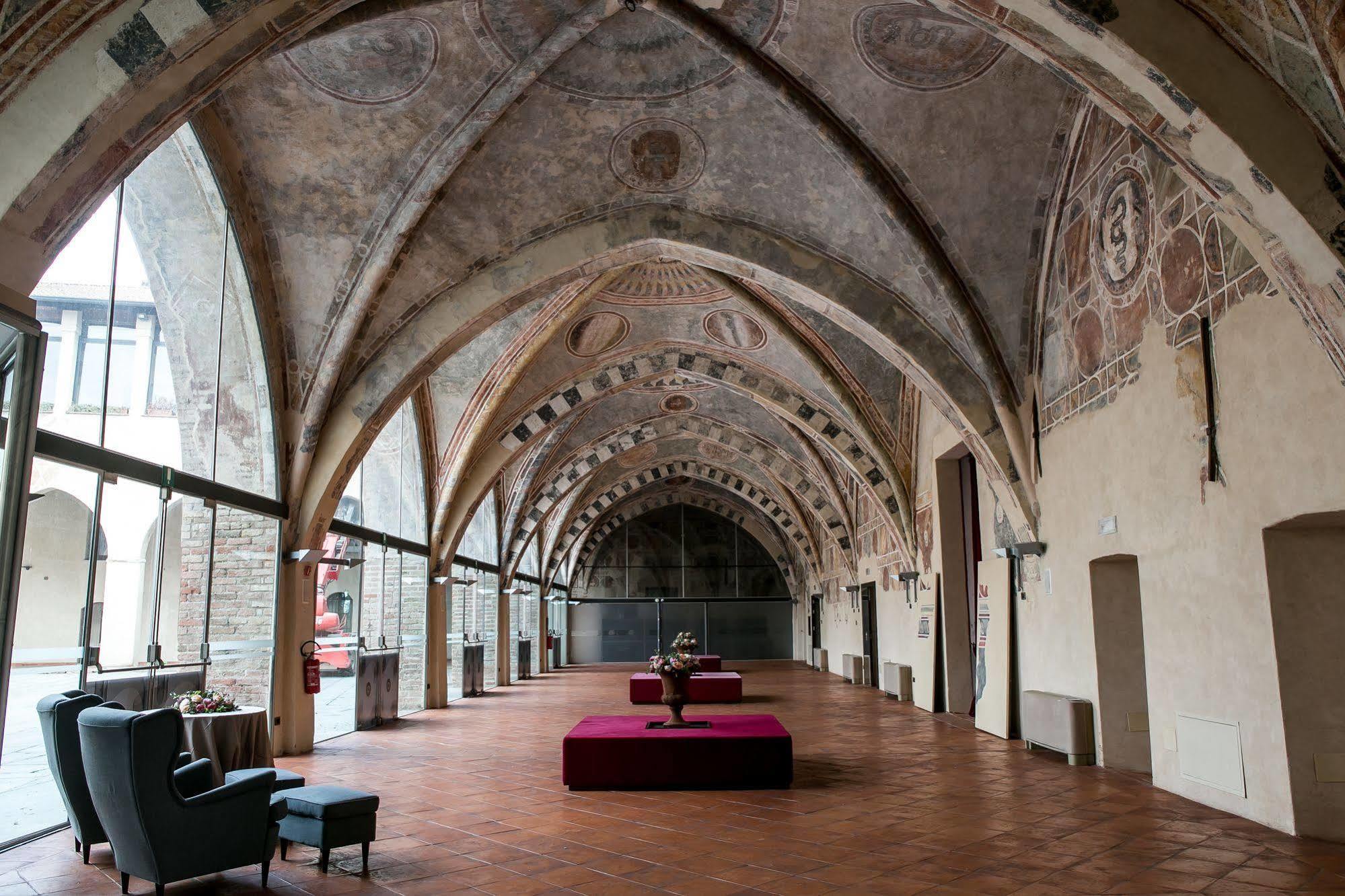 Castello Visconteo Hotel Cassano dʼAdda Exterior foto