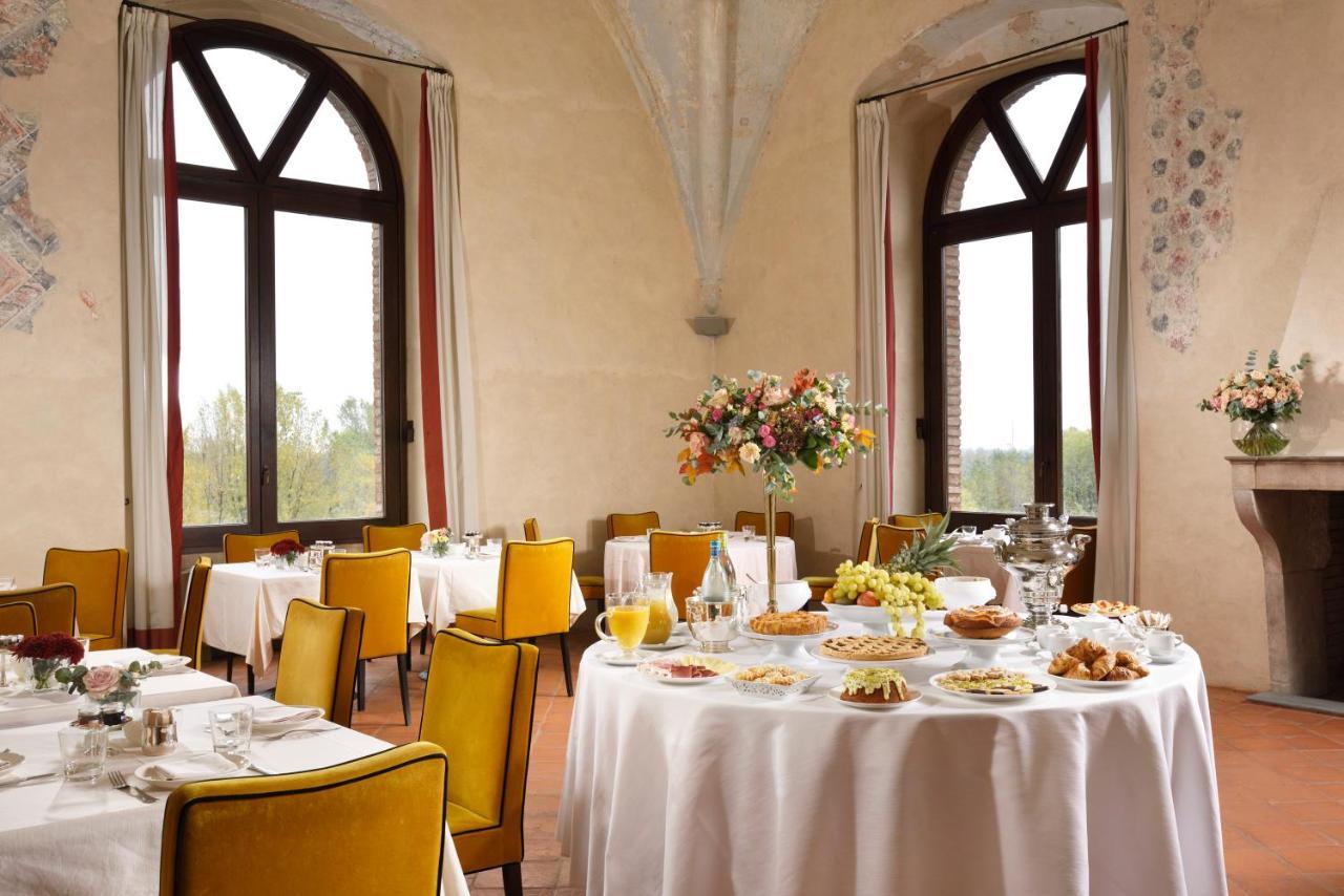 Castello Visconteo Hotel Cassano dʼAdda Exterior foto