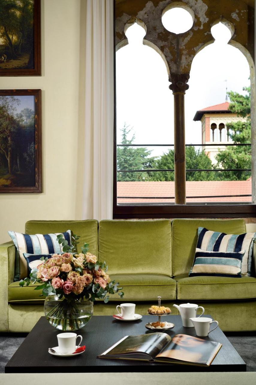 Castello Visconteo Hotel Cassano dʼAdda Exterior foto